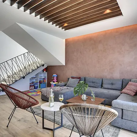 Modern With Private Swimming Pool Villa